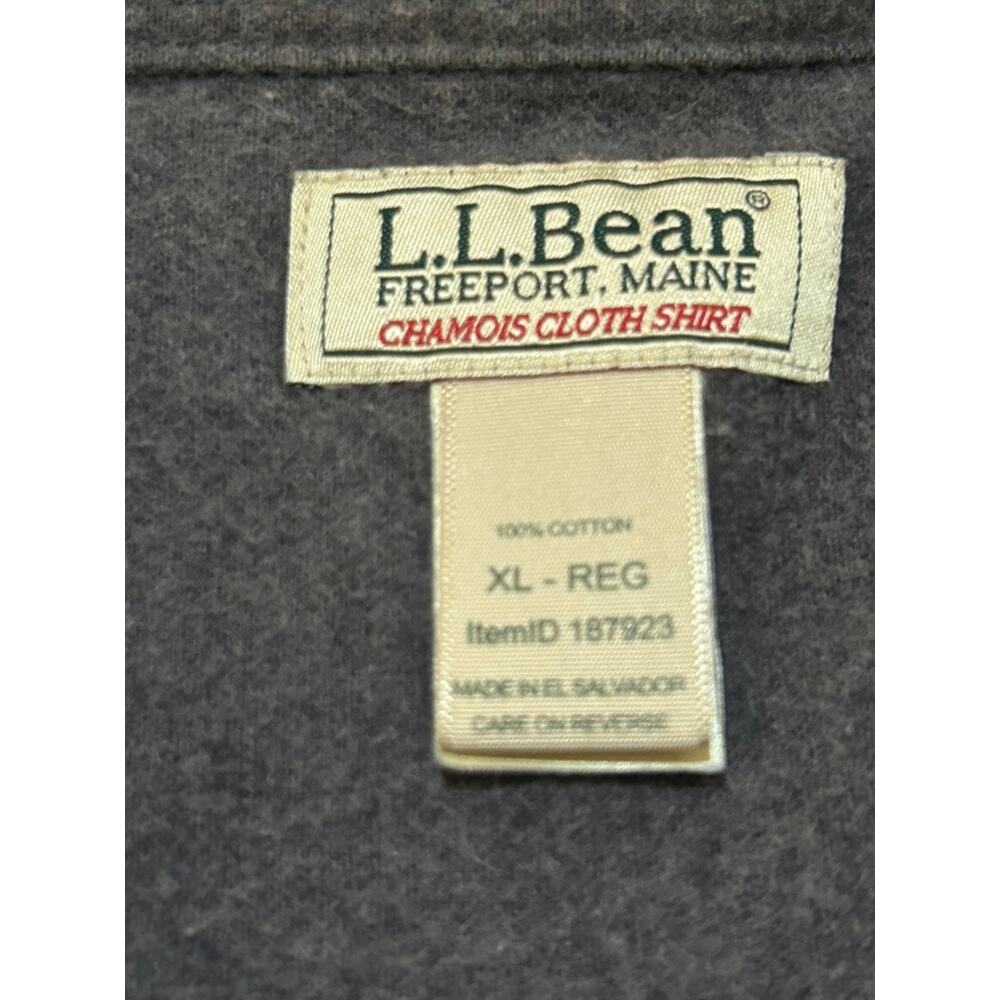 Gray L.L.Bean Long-Sleeve Button-Down Heavy Flannel Chamois‎ Shirt - (Men's XL) - Picture 4 of 10